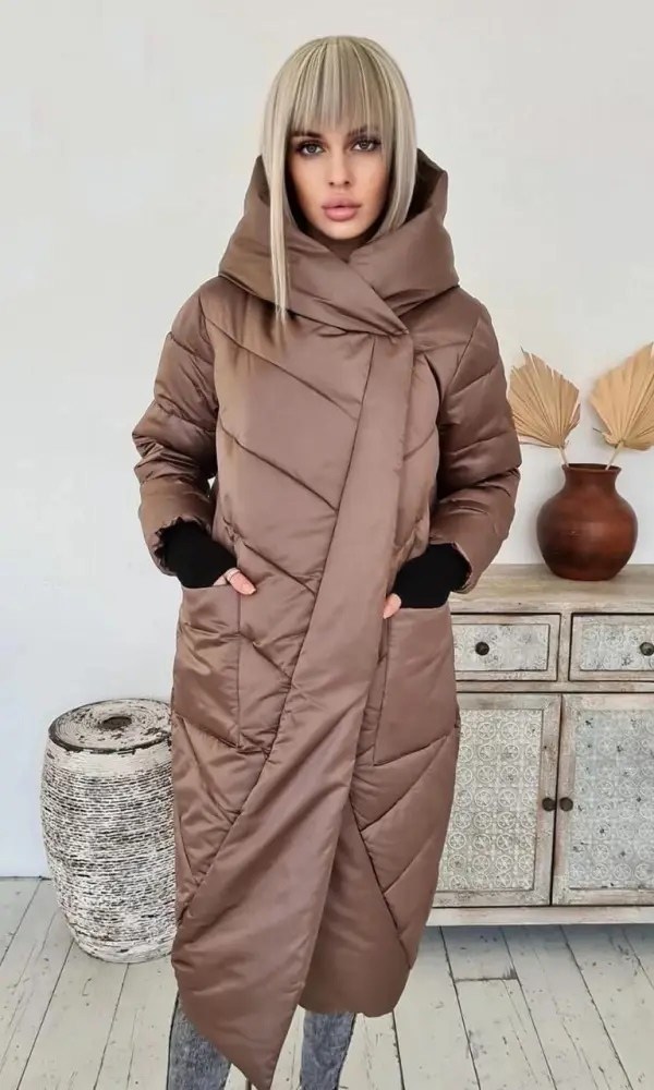 пуховик зимний с капюшоном и карманами,куртка женская зимняя удлиненная,пуховик,пуховик зимний женский,куртка зимняя удлиненная пуховик