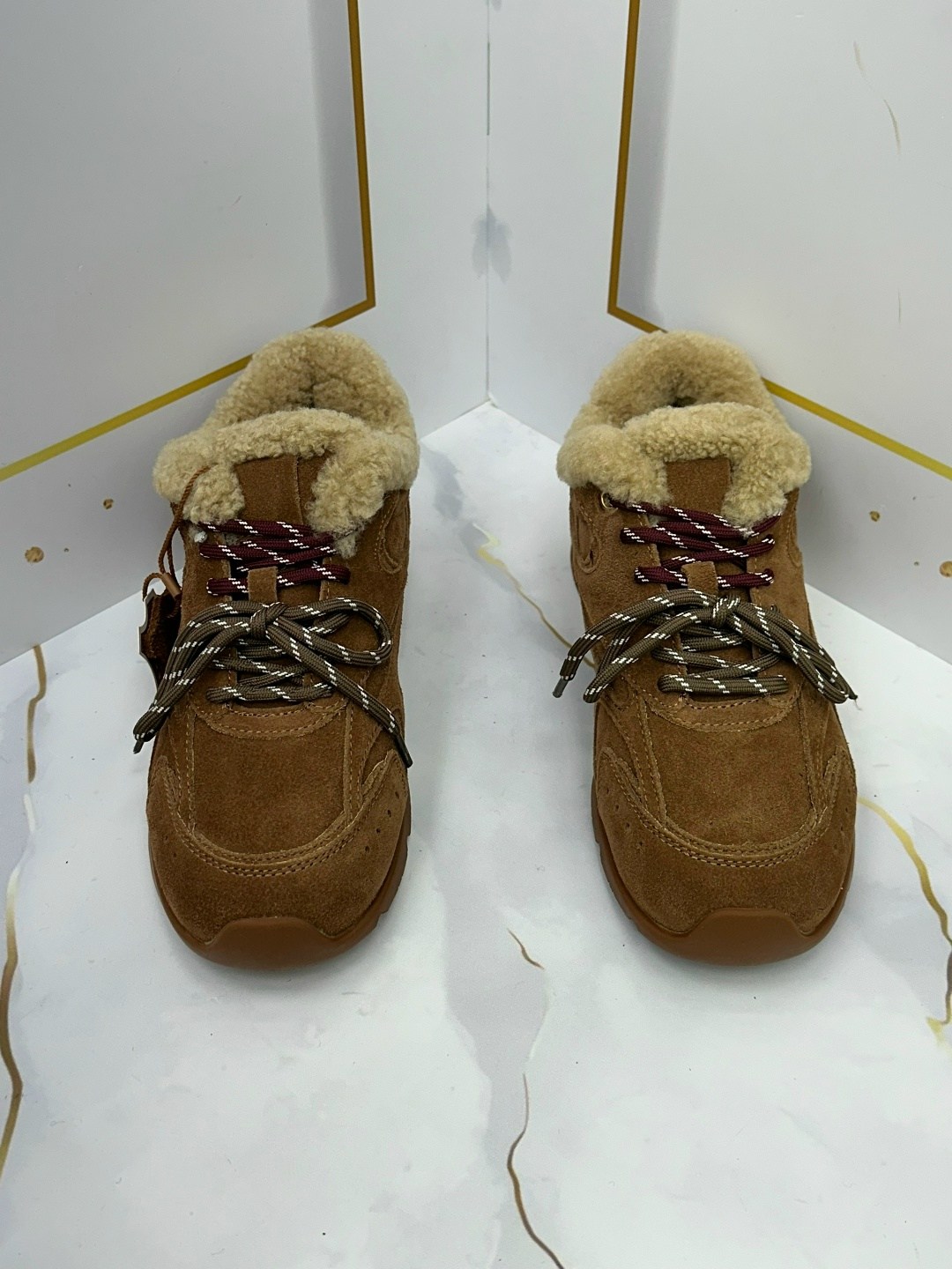 ,зимние кроссовки,замшевые кроссовки,зимняя ,женские зимние кроссовки