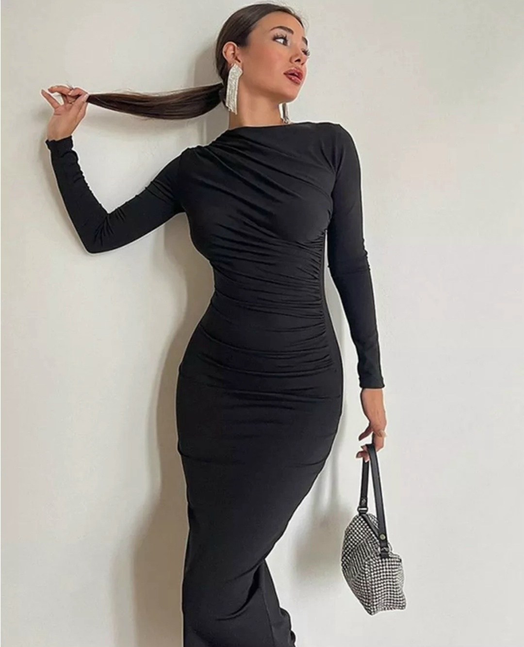 элегантные облегающие платья,облегающее платье,длинное облегающее платье,элегантное платье,облегающее платье макси с длинным рукавом