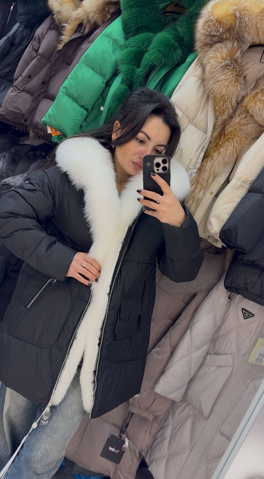 пуховики с натуральным мехом,пуховики с мехом,стильные пуховики,модные пуховики,зимние куртки