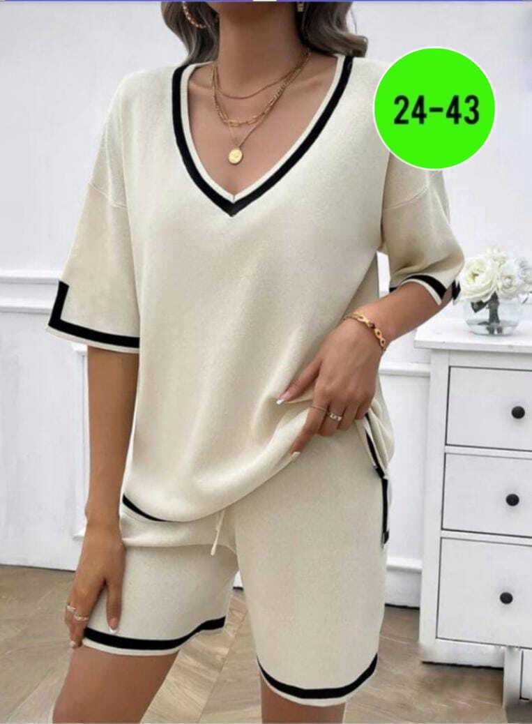 женский костюм с шортами,трикотажные костюмы,,костюмы женские,женский трикотажный костюм