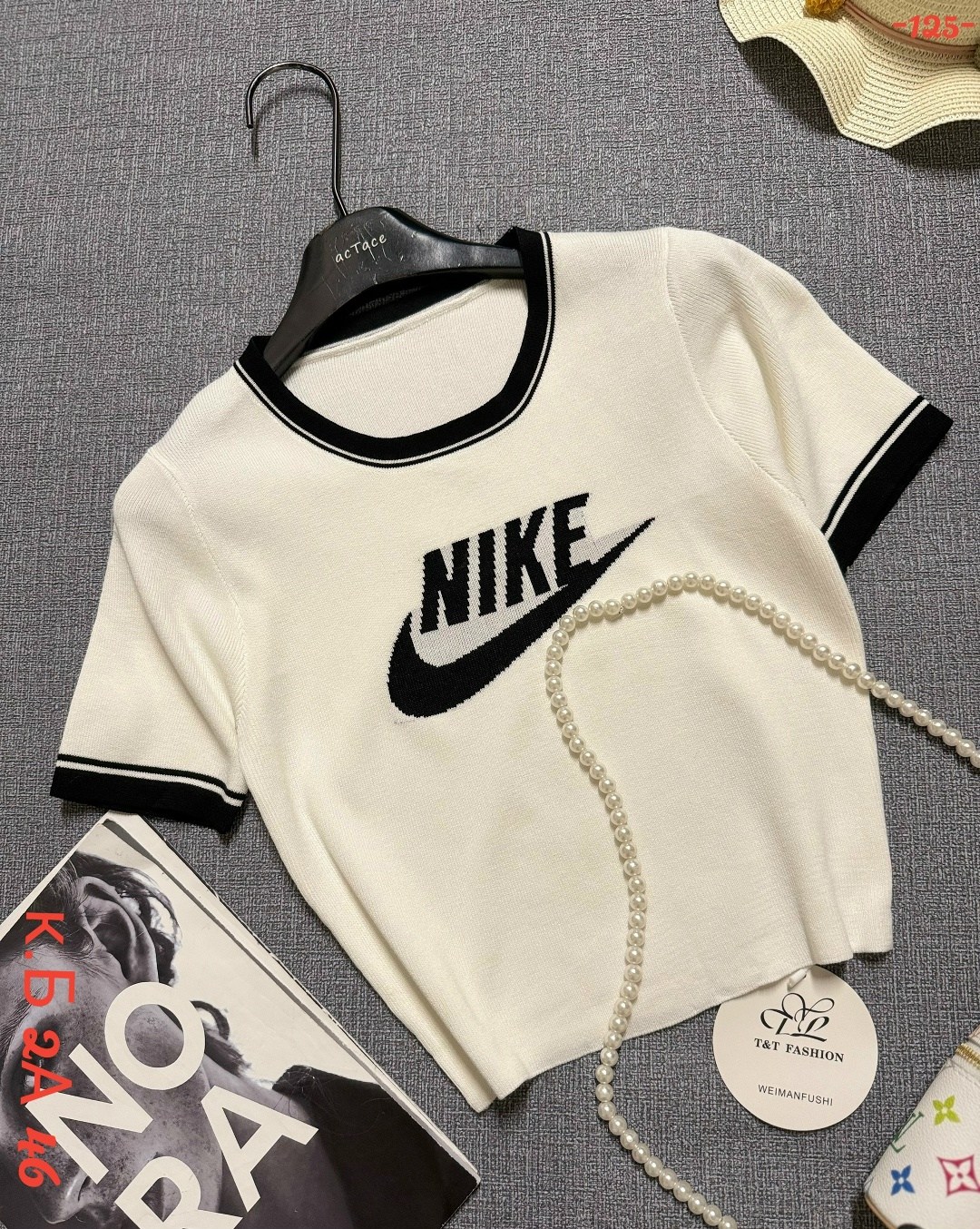 укороченная черная футболка найк,футболка женская,футболка женская nike,футболка найк женская,футболки топы