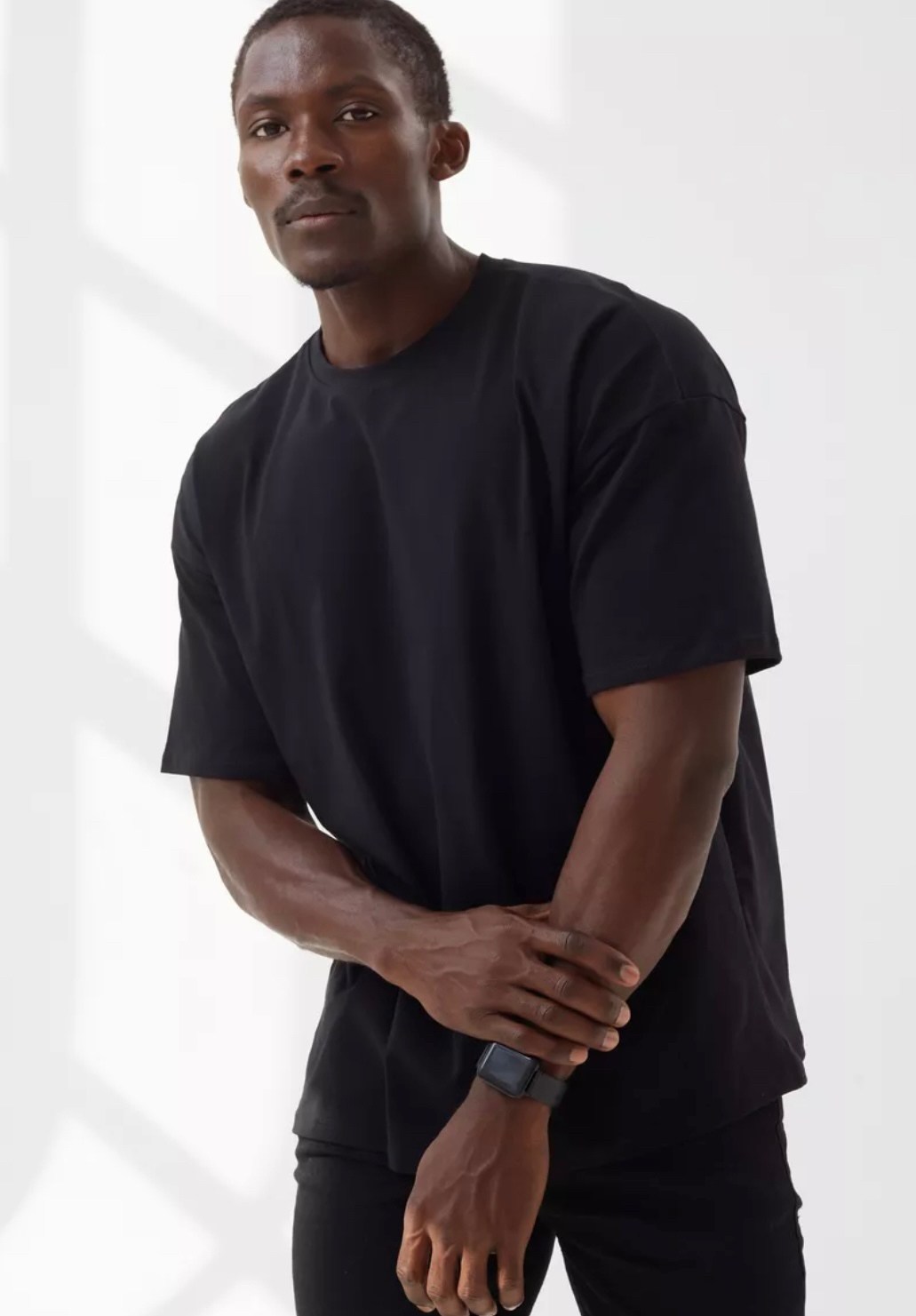 черная мужская футболка,мужская футболка,черная базовая футболка,футболки для мужчин,оверсайз футболка