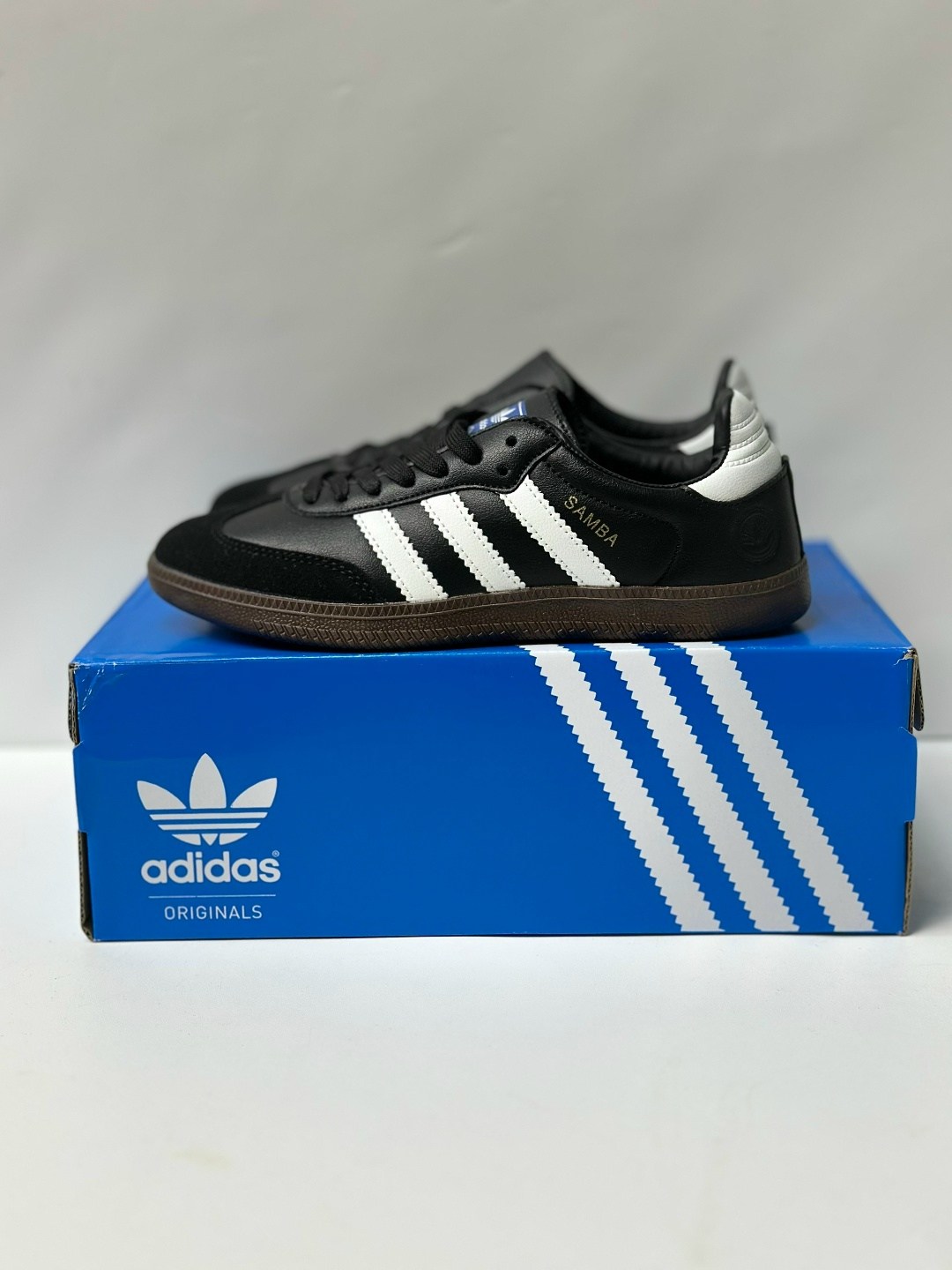 кроссовки adidas samba,кроссовки adidas,adidas originals samba,кроссовки мужские adidas samba,кроссовки adidas originals handball spezial