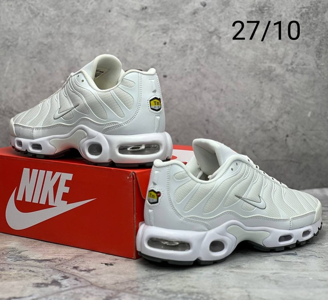 кроссовки nike air max plus tn,мужские кроссовки nike air max tn plus,кроссовки,кроссовки найк тн плюс,nike air max tn plus
