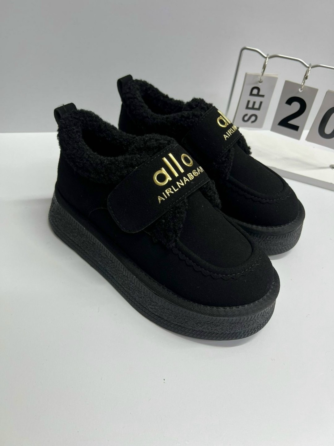 ,женские угги, женская,зимняя  женская,зимняя