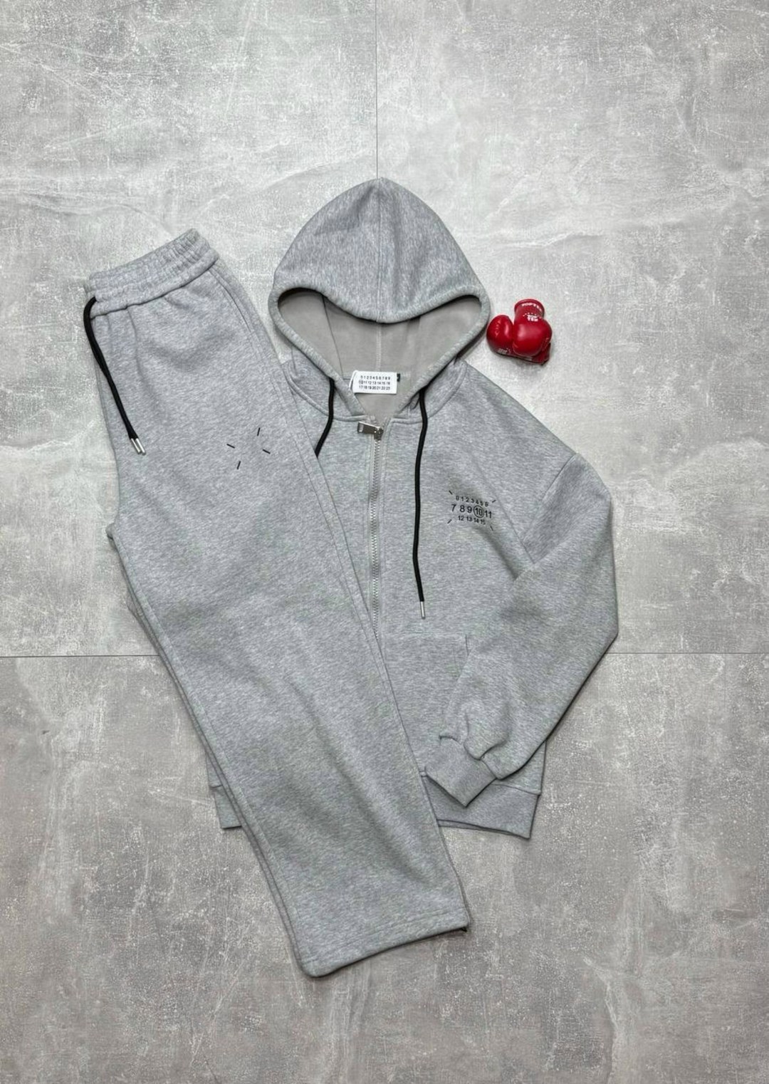 спортивные костюмы,мужские спортивные костюмы,костюмы спортивные женские,спортивный костюм серый