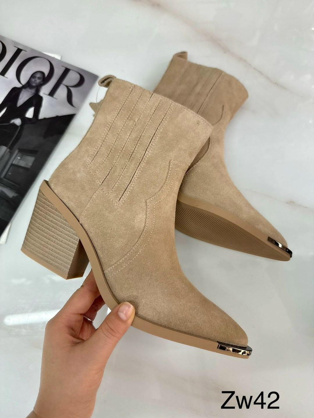 ,казаки замшевые эконика,казаки женские,ботильоны женские,замшевые ботильоны