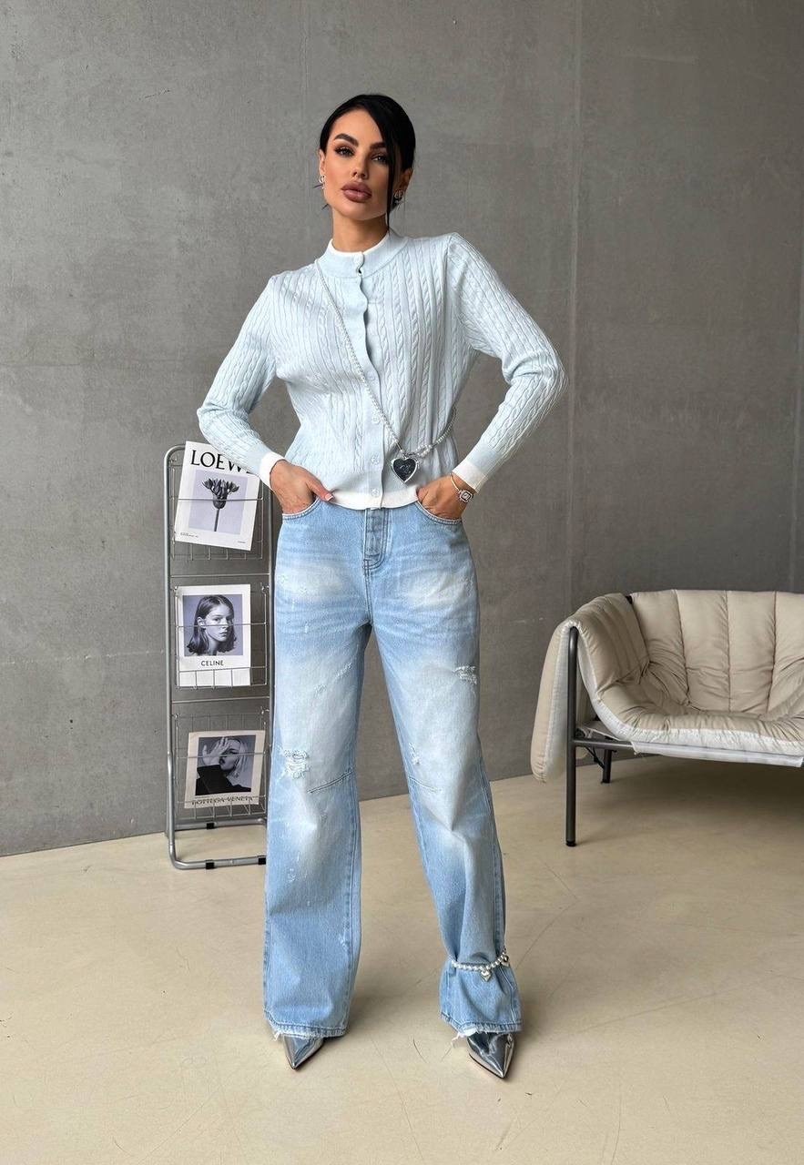 голубые джинсы,женская кофта,кардиган вязаный