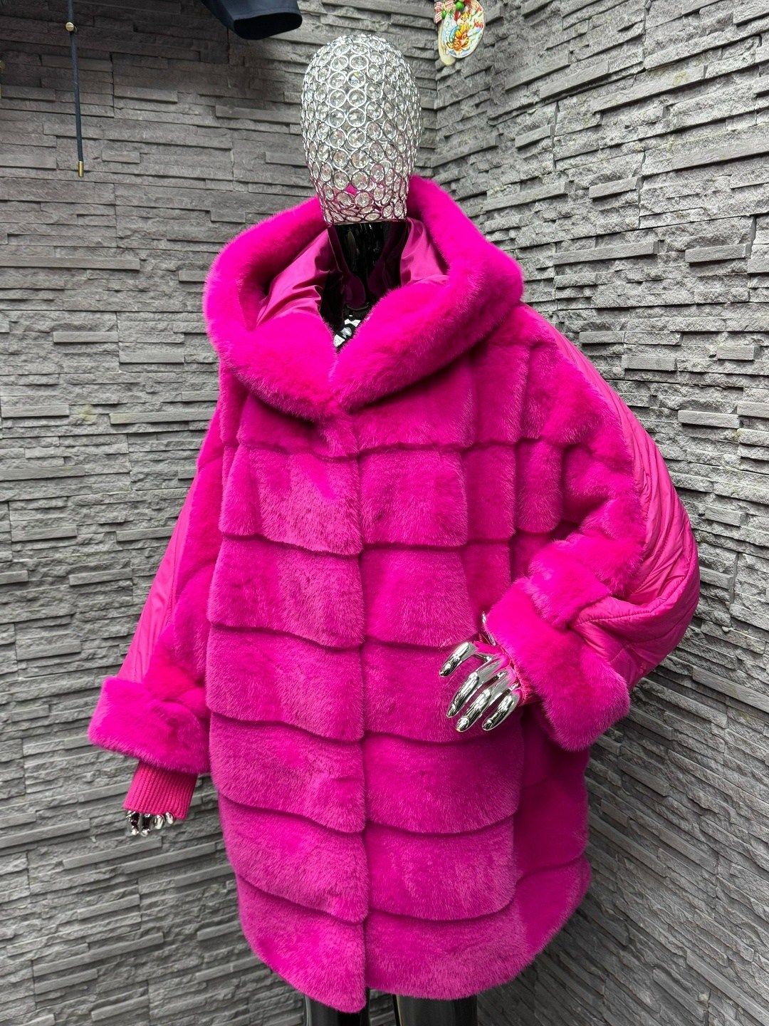 женская шуба,шуба розовая,норковые шубы,розовая норковая шуба,норковая шуба цвета фуксия