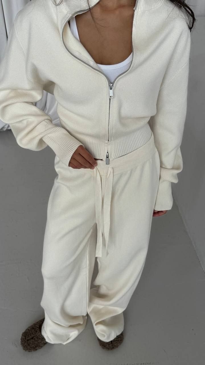 трикотажные костюмы,вязаные костюмы,повседневный костюм,спортивные костюм,теплый костюм