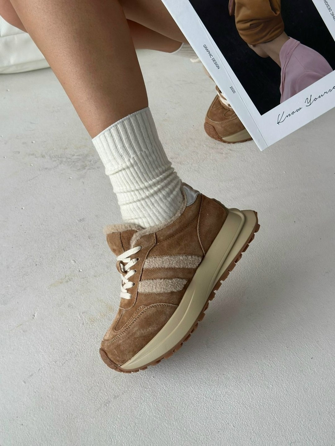 ,женские кроссовки,бежевые кроссовки,замшевые кроссовки,бежевые кроссовки женские