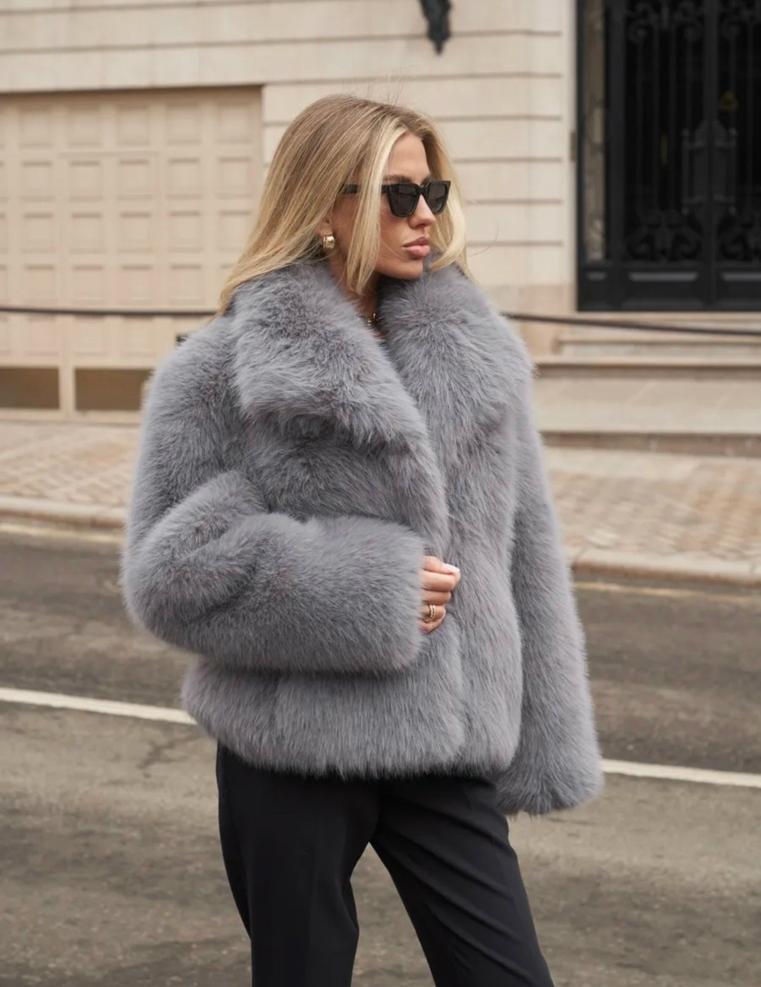 женская короткая шуба из искусственного меха,женская шуба из искусственного меха,пальто из искусственного меха,шуба женская,шуба из искусственного меха