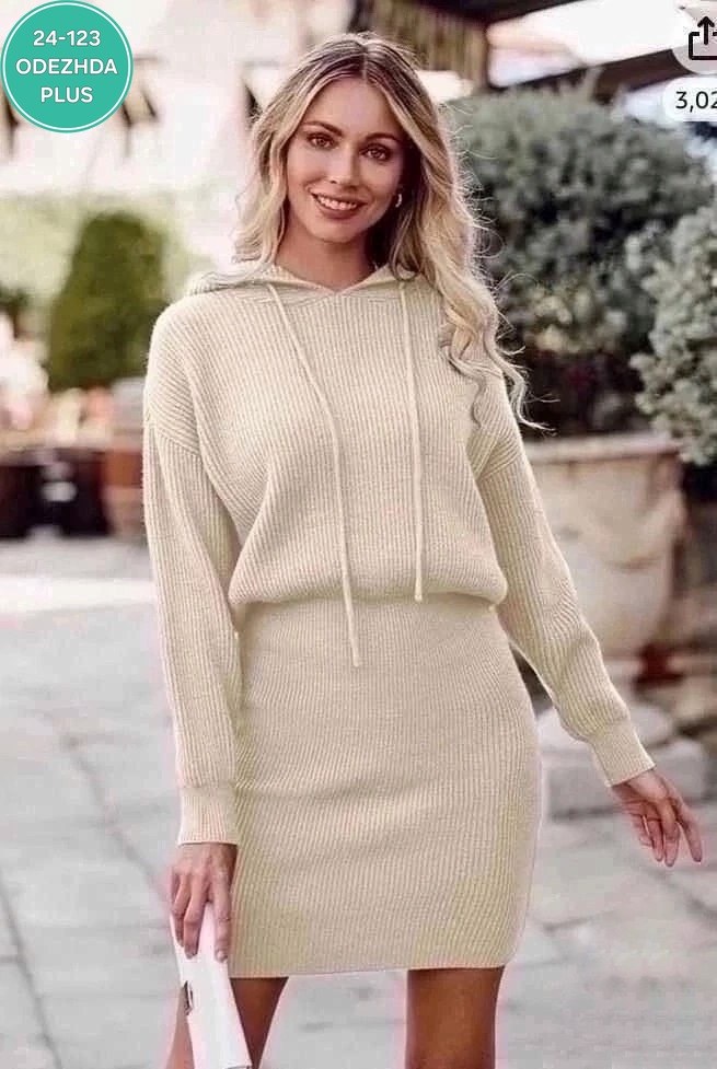 трикотажное платье,вязаные платья,женское трикотажное платье,трикотажное платье с капюшоном,вязаное платье женское