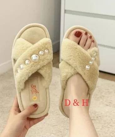 домашние меховые тапочки,тапочки модные,пушистые модные тапочки,женские домашние тапочки,меховые тапочки