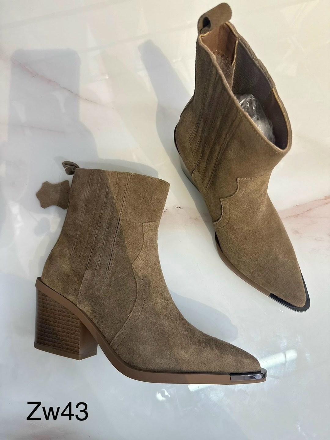 ,казаки замшевые эконика,казаки женские,ботильоны женские,замшевые ботильоны