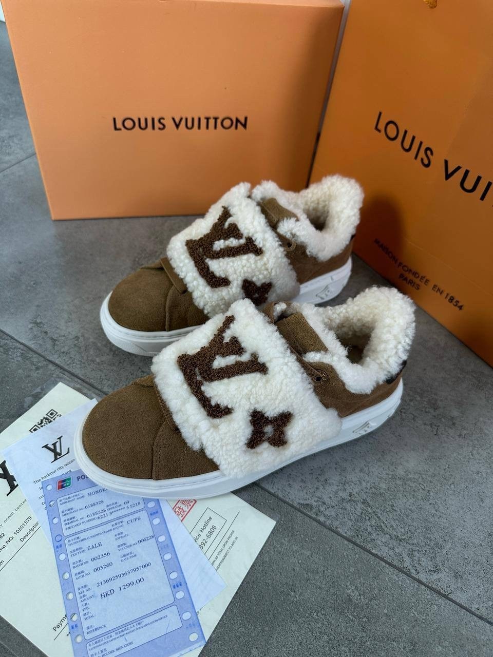луи виттон кеды женские,,кроссовки louis vuitton,кроссовки женские louis vuitton,модные тапочки