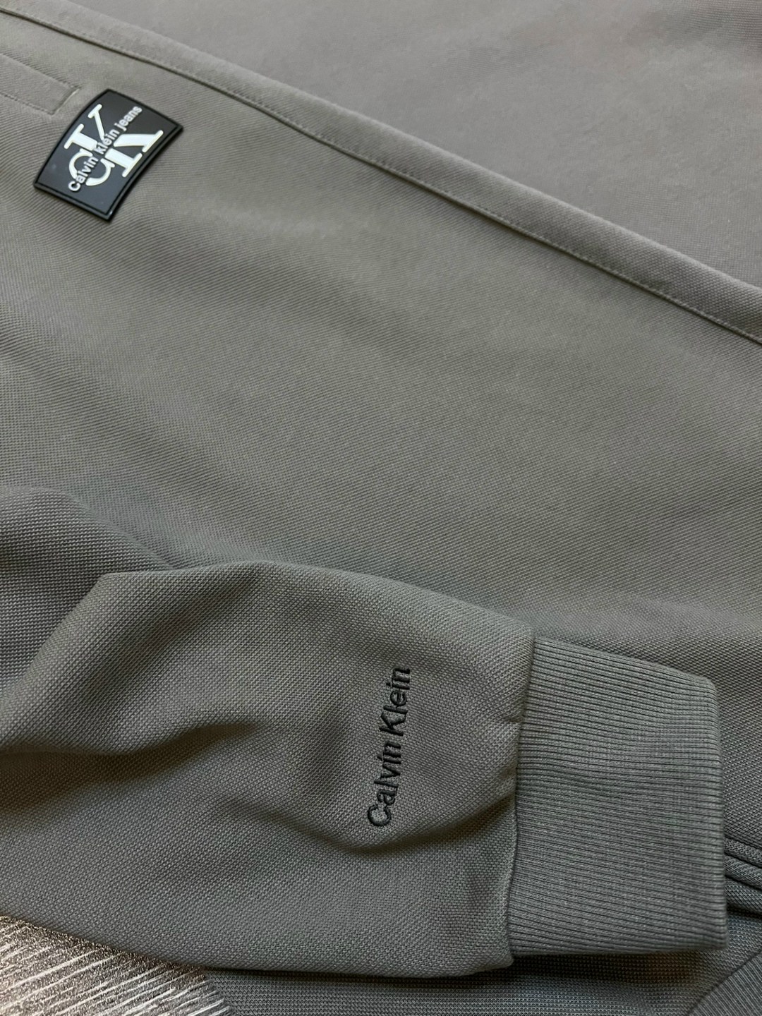 спортивный костюм stone island,спортивный костюм для мужчин,спортивные костюм,мужские спортивные костюмы,мужской спортивный костюм на флисе