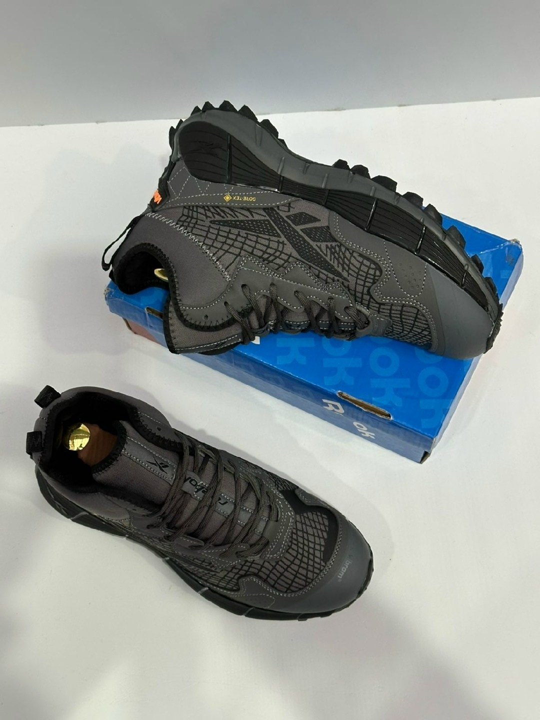 зимние кроссовки reebok zig kinetica,кроссовки reebok zig kinetica ii edge,кроссовки reebok мужские,зимние кроссовки reebok zig kinetica ii edge hi,кроссовки зимние reebok