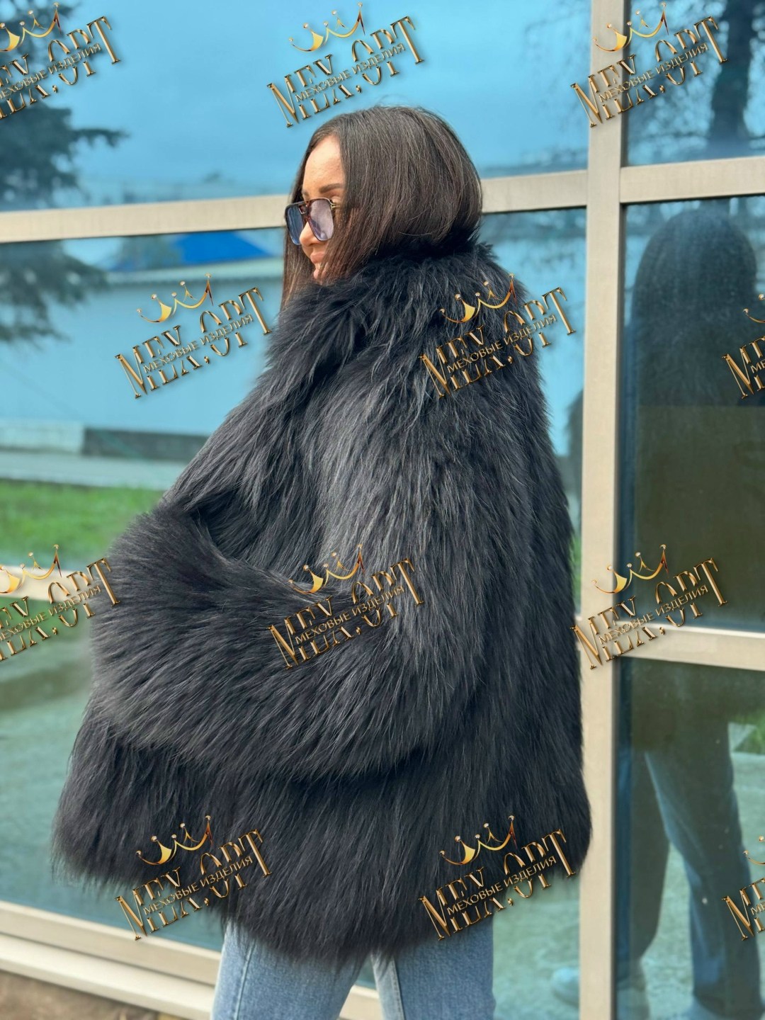 шуба из ламы,женская шуба,мех чернобурка,полушубок из чернобурки,мех песец