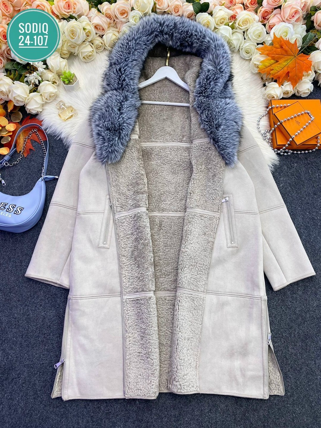 дубленка женская,дубленка зимняя,дубленка зимняя с капюшоном,дубленка двусторонняя,дубленка женская зимняя