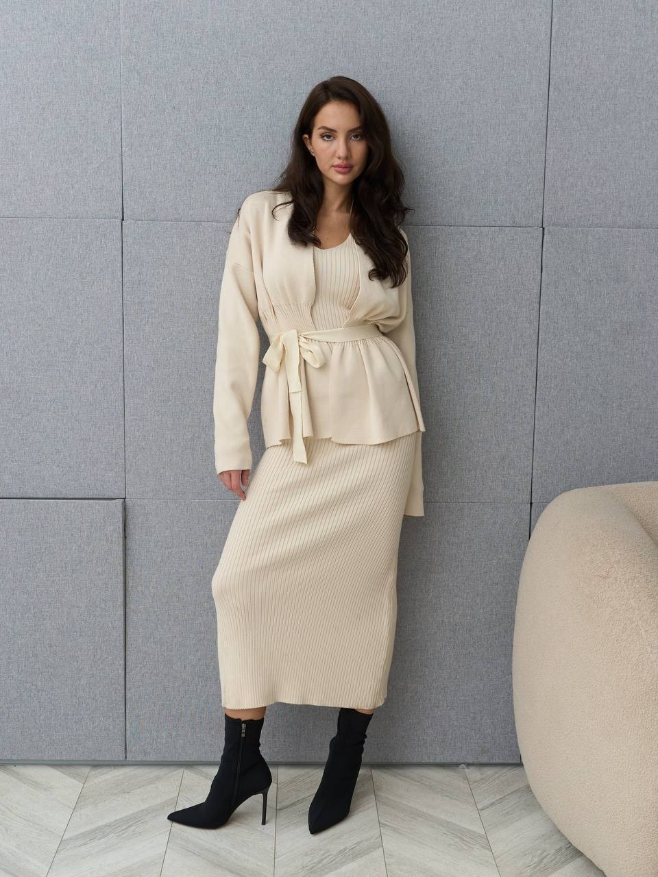трикотажные костюмы,комплект кардиган,трикотажный костюм женский,костюм бежевый,женский костюм вязаный