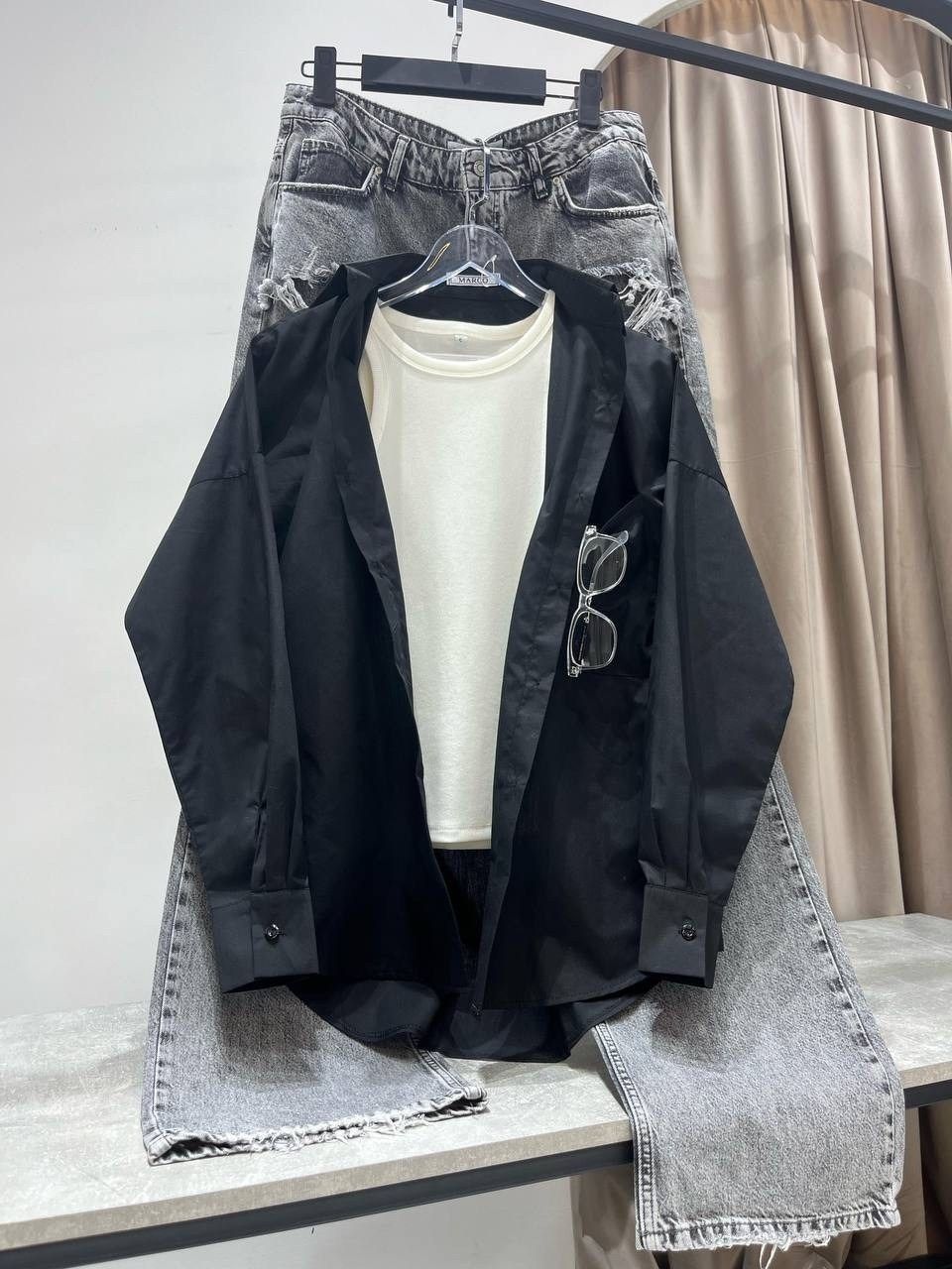 стильные костюмы,рубашка свободного кроя,блуза шифоновая,модные брючные костюмы 2025