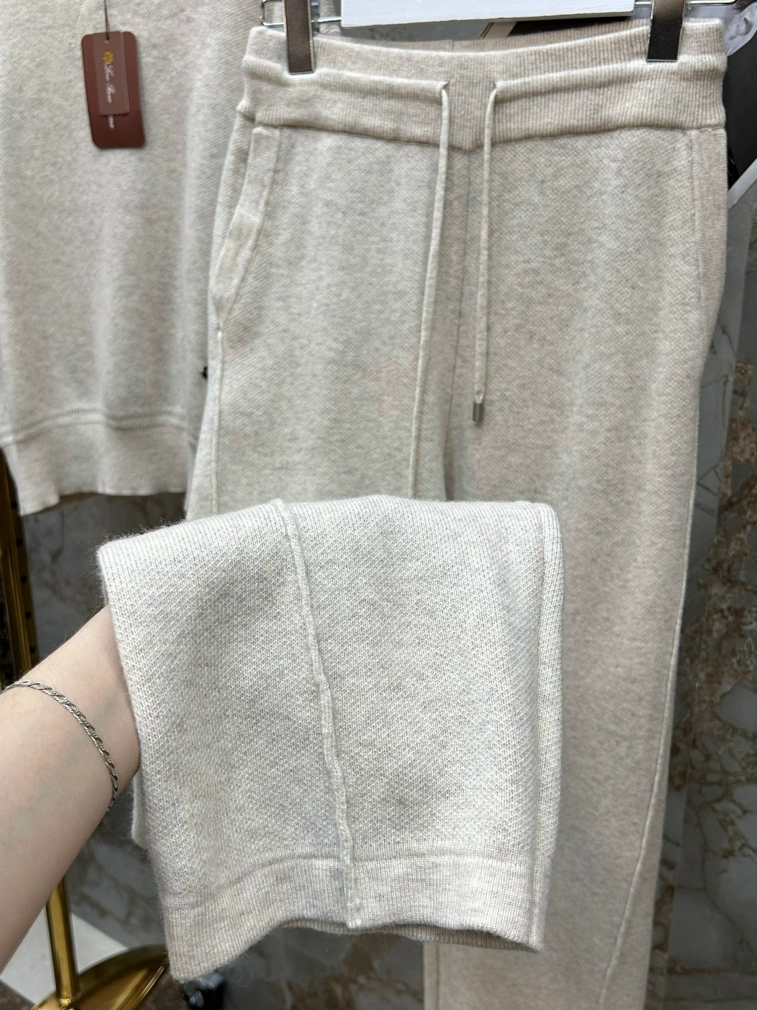 костюм brunello cucinelli,спортивный костюм brunello cucinelli,кашемировый костюм brunello cucinelli,спортивный костюм loro piana,кашемировый костюм