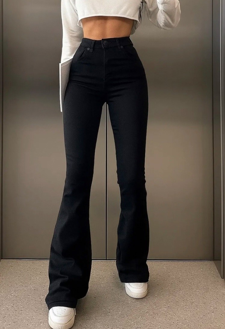 черные джинсы клеш,джинсы клеш женские,клёш от колена джинсы,джинсы женские с высокой посадкой клеш,джинсы клеш с высокой посадкой