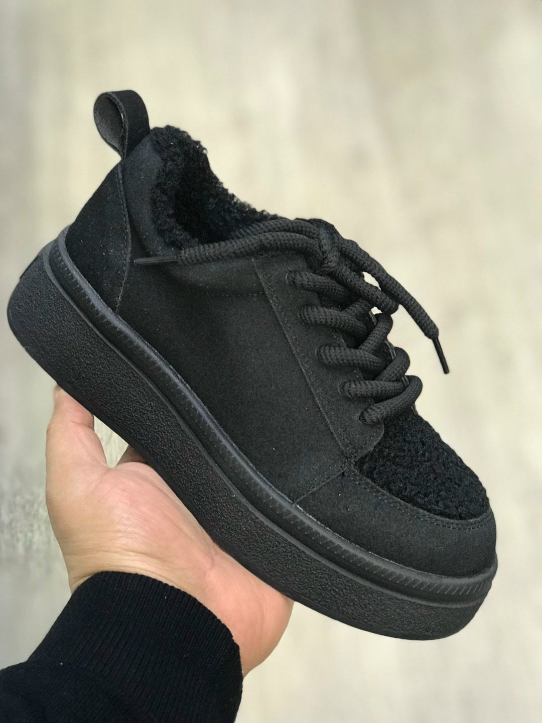 ,обуви, женская,женские кроссовки,полуботинки зимние