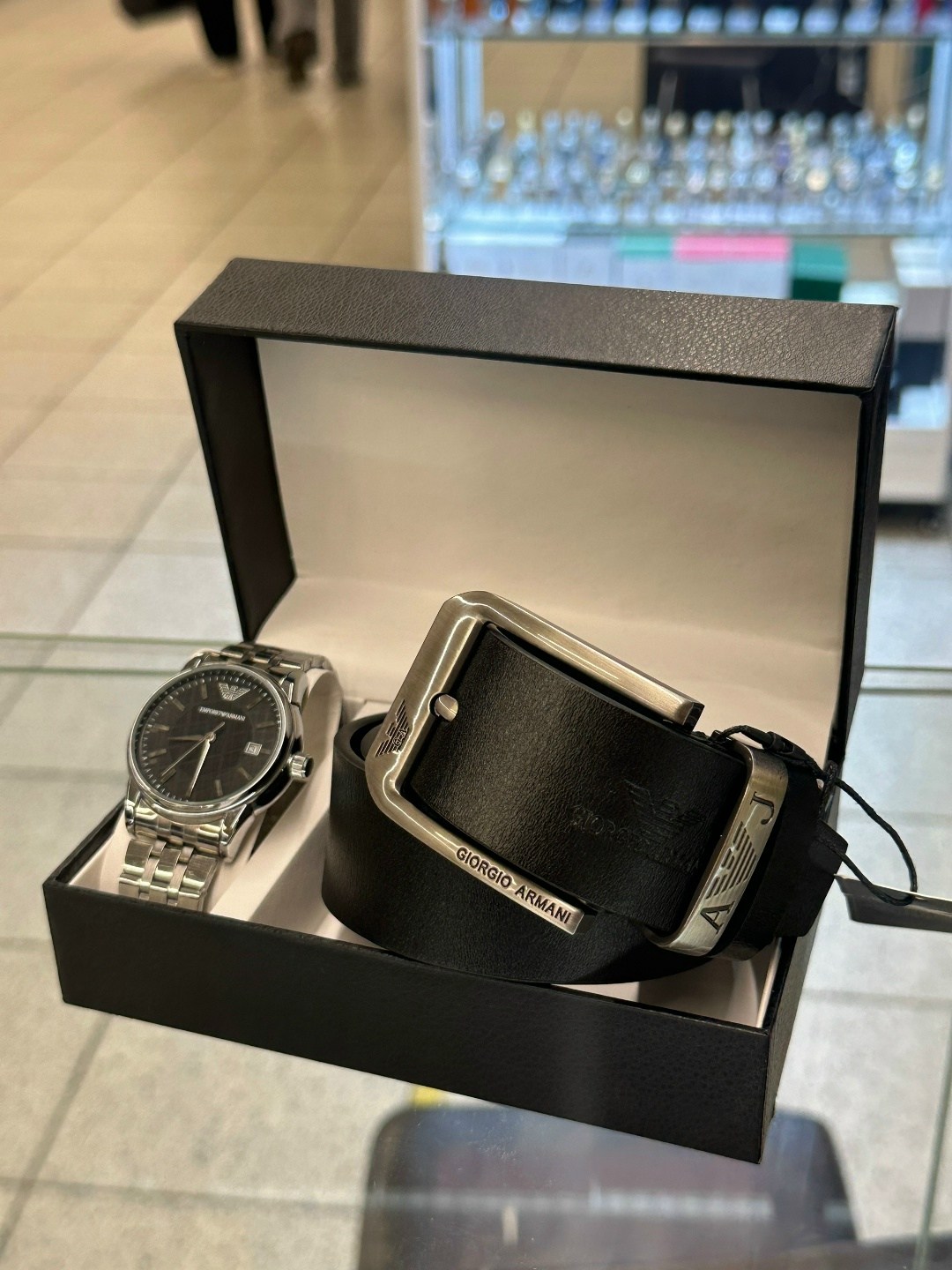 набор часы и ремень в коробке джорджио армани,мужской подарочный набор,подарочный набор часы ремень,подарочный набор для мужчин ремень,мужские наборы