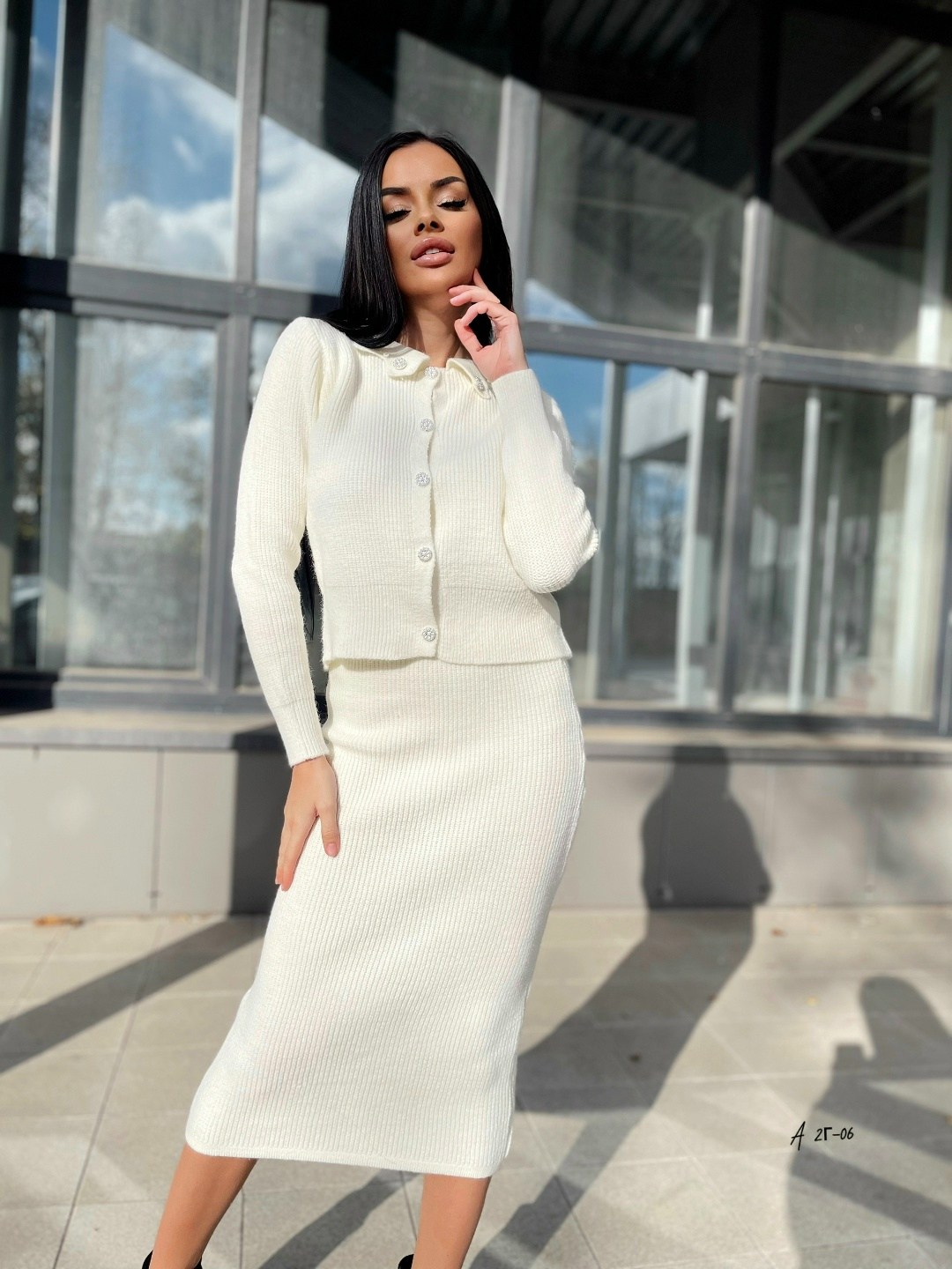 женский костюм двойка,костюм двойка с юбкой,трикотажные костюмы,белый костюм с юбкой,женские костюмы