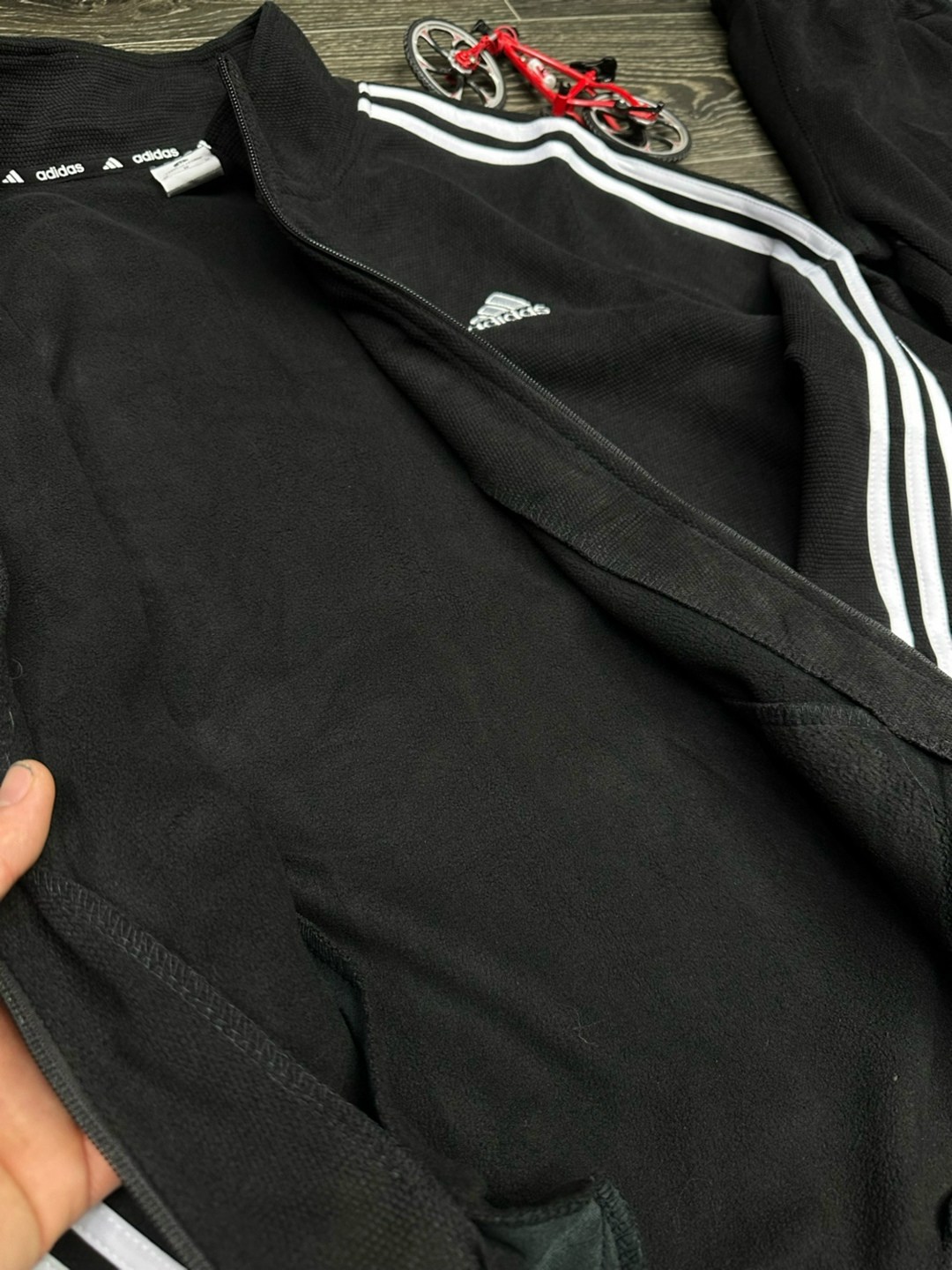 спортивный костюм adidas,спортивный костюм адидас бело черный,мужской спортивный костюм adidas,спортивные костюмы адидас,теплый костюм адидас мужской