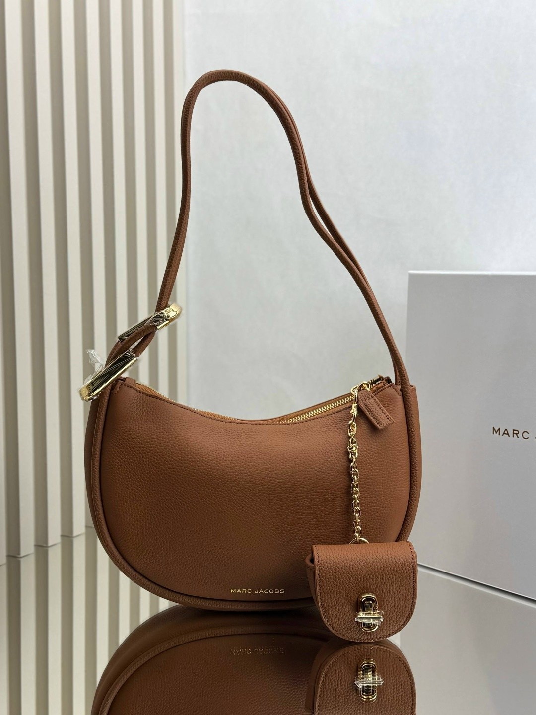 michael kors сумка на плечо,сумка michael kors,marc jacobs сумка,женская cумка michael kors,сумка marc jacobs женская