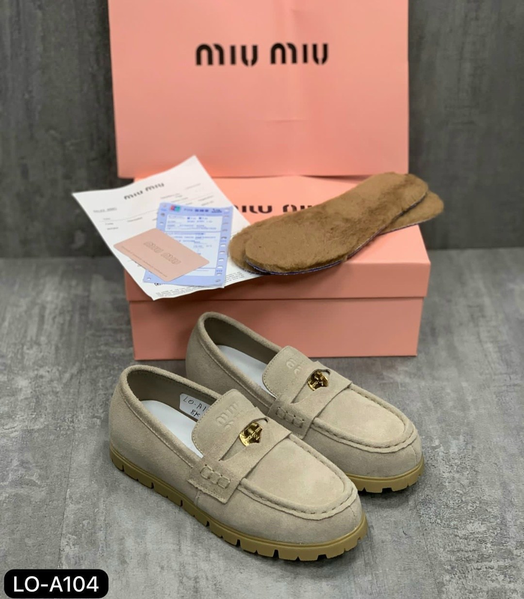 ,женская ,повседневная ,лоферы miu miu,лоферы замшевые