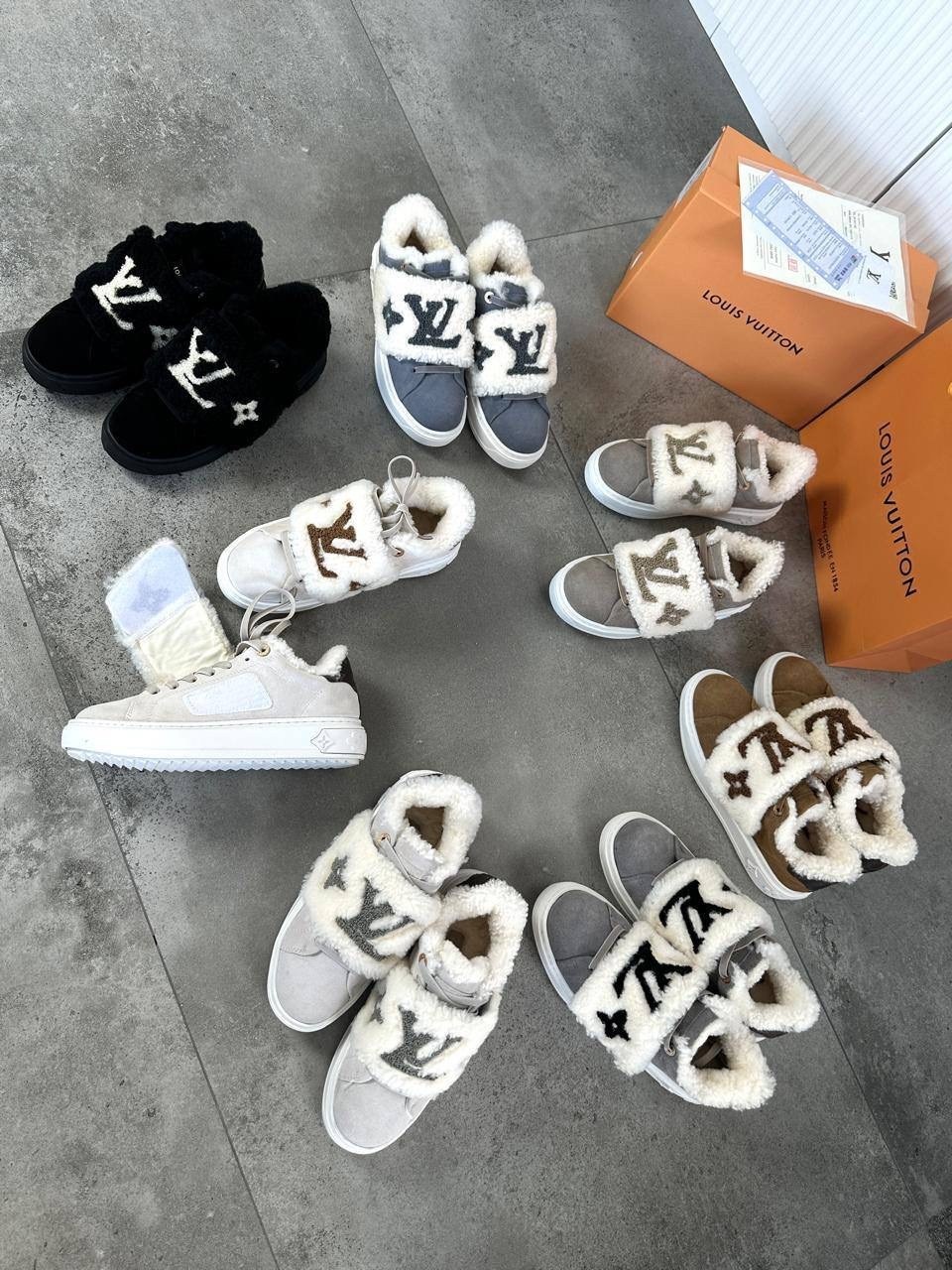 луи виттон кеды женские,,кроссовки louis vuitton,кроссовки женские louis vuitton,модные тапочки