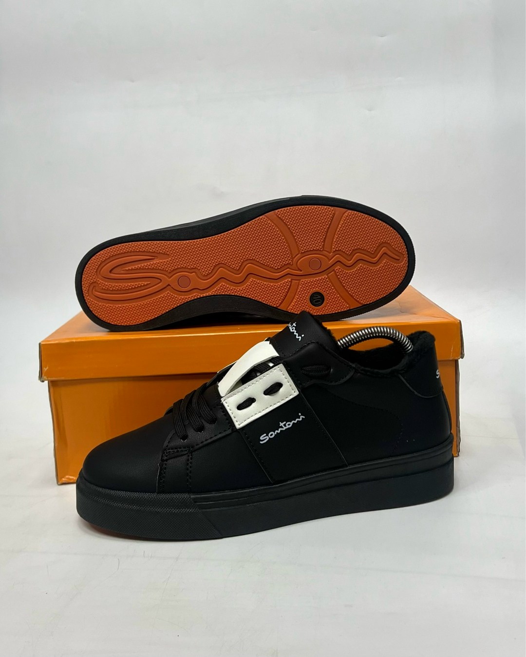 ,кроссовки луи виттон trainer мужские,кроссовка мужской,черные кроссовки,кроссовки dg мужские черные