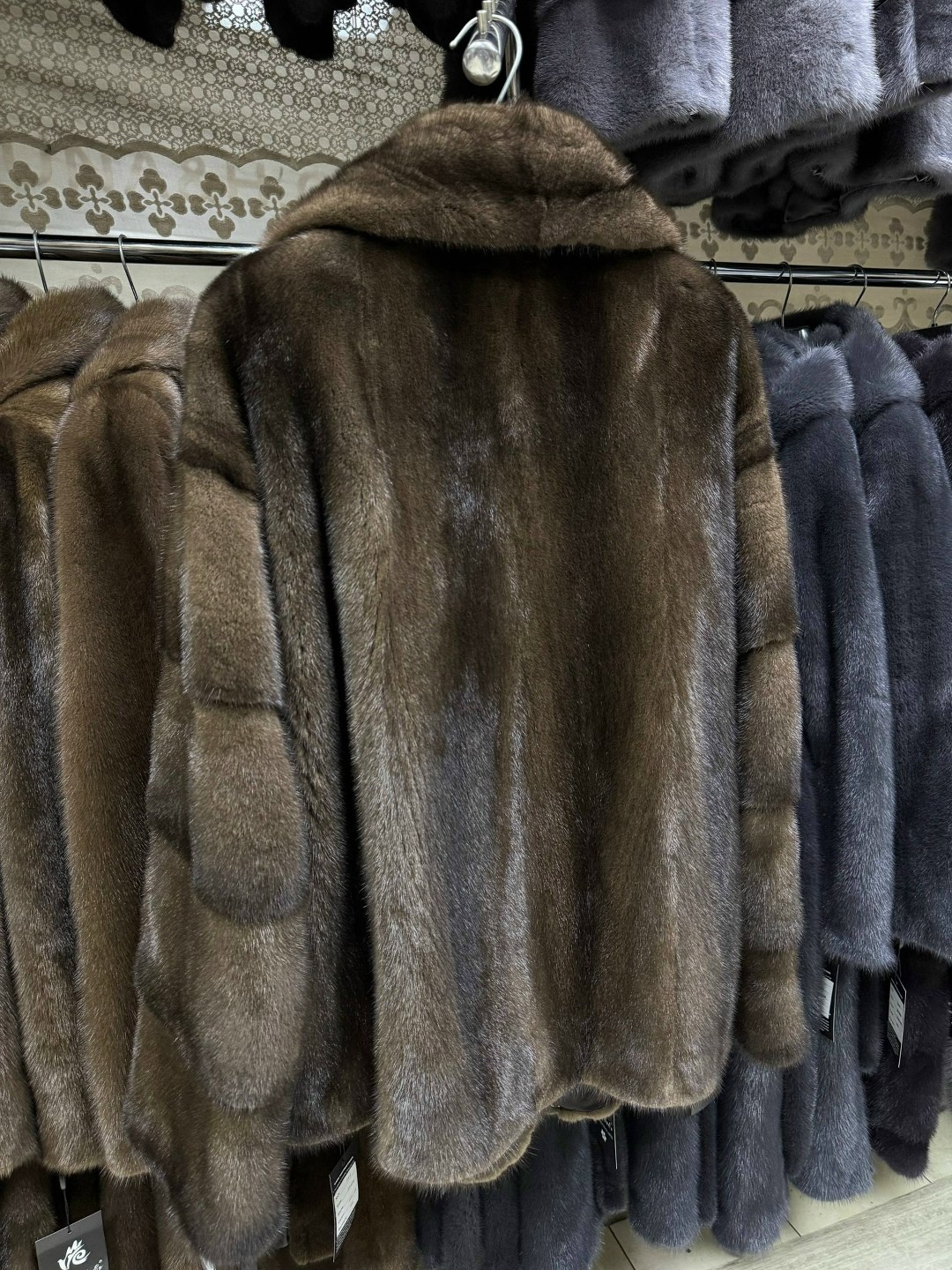 шуба норковая,шуба норка,шуба из норки,полушубок из норки,норковая шуба автоледи