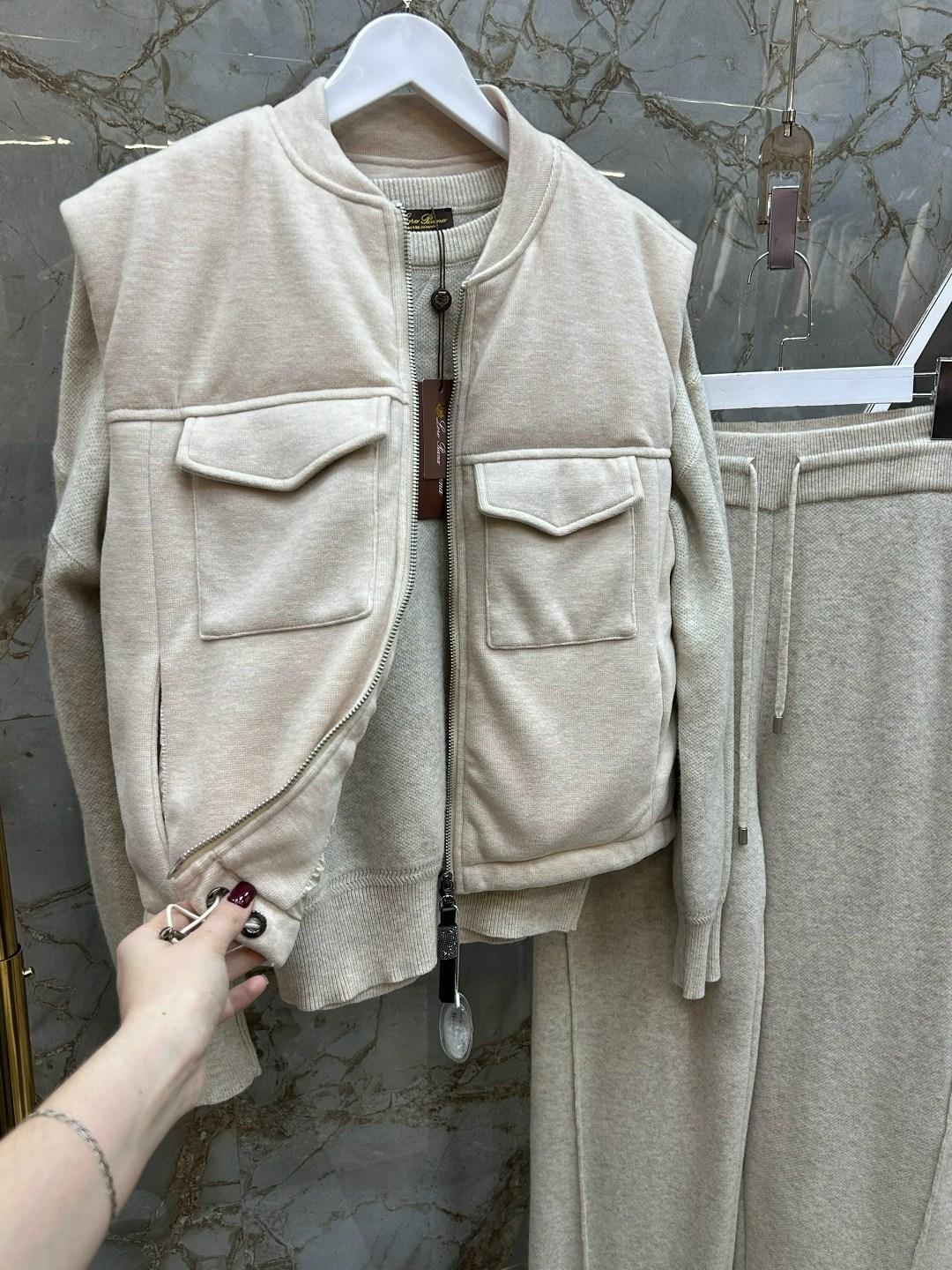 костюм brunello cucinelli,спортивный костюм brunello cucinelli,кашемировый костюм brunello cucinelli,спортивный костюм loro piana,кашемировый костюм