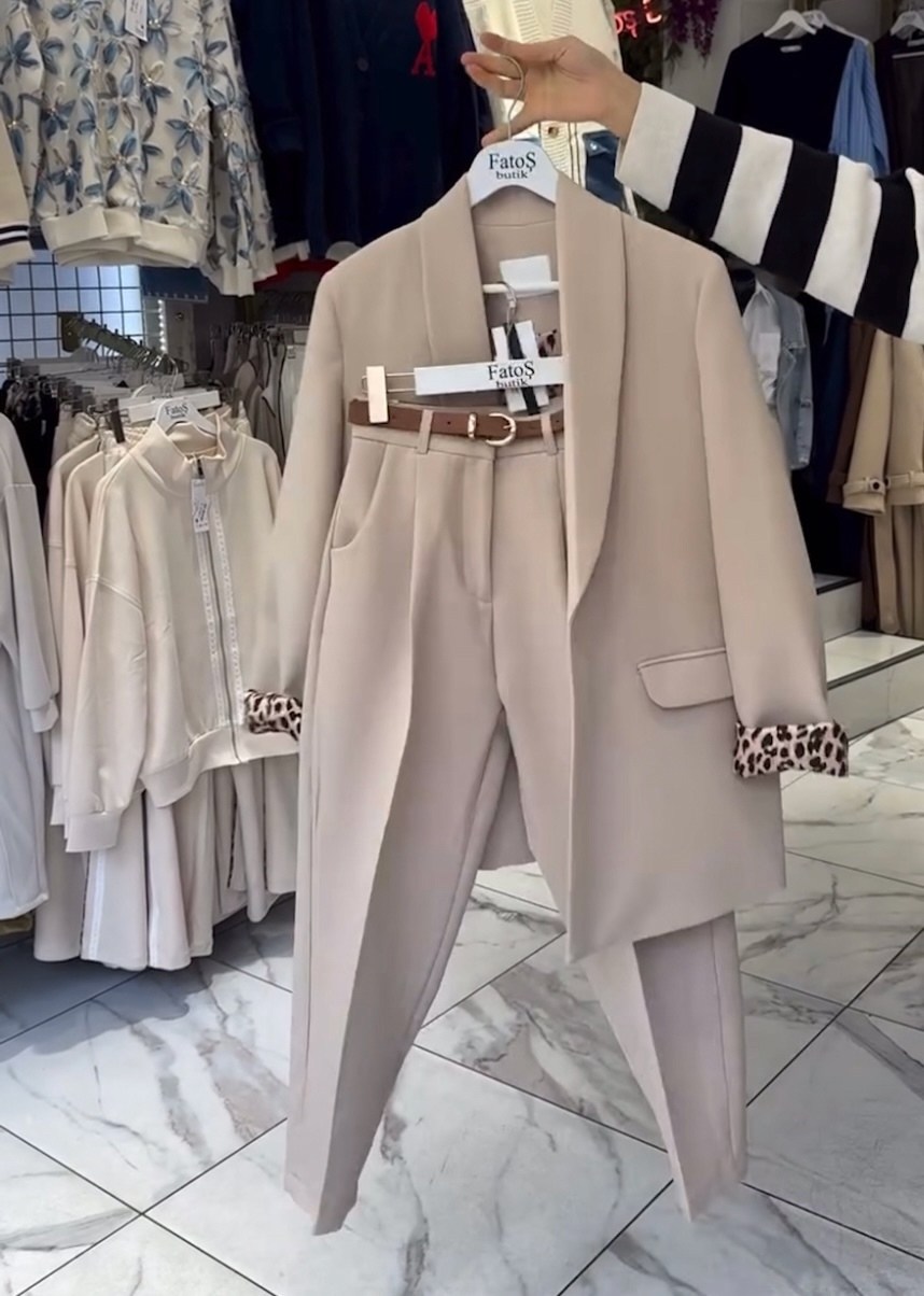 костюм брючный классический,костюмы брючный,стильные костюмы,костюм классика,женские брючные костюмы