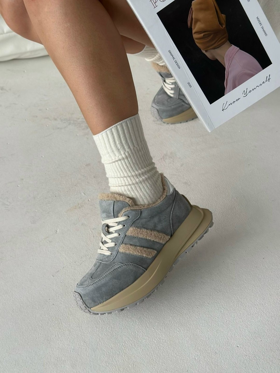 ,женские кроссовки,бежевые кроссовки,замшевые кроссовки,бежевые кроссовки женские