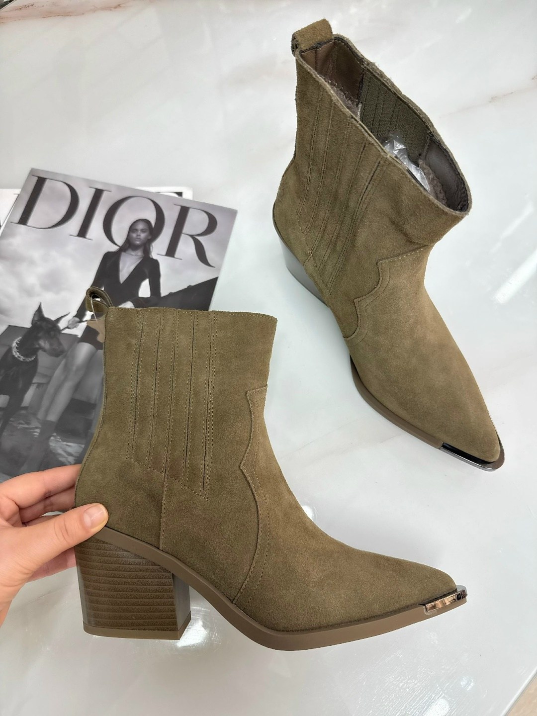 ,казаки замшевые эконика,казаки женские,ботильоны женские,замшевые ботильоны