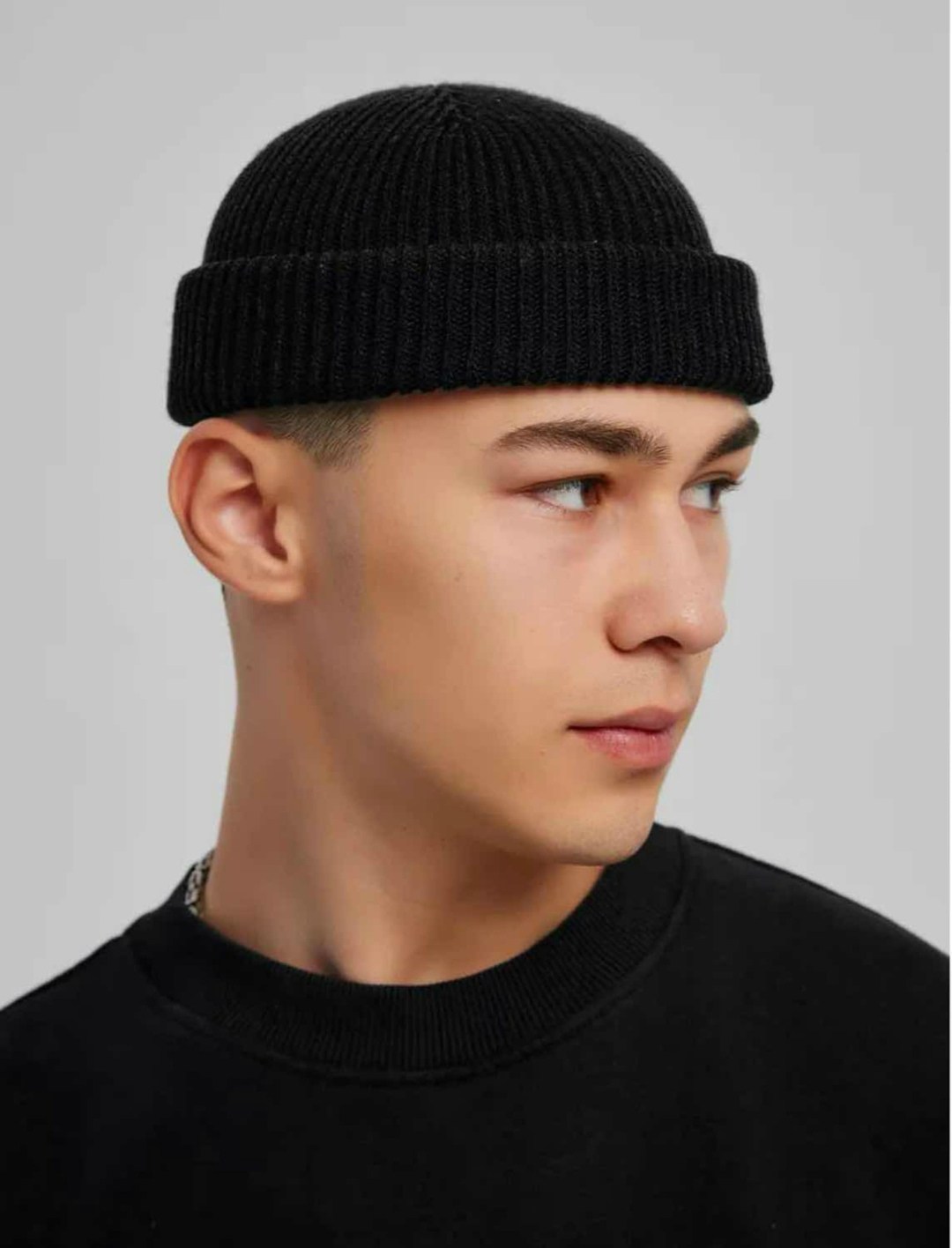 шапка черная,вязаная шапка,мужские вязаные шапки,шапка трикотажная,черная вязаная шапка