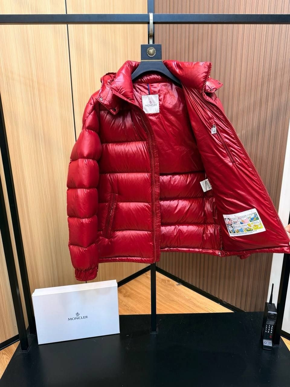 пуховик moncler,красный пуховик монклер мужской,монклер майа красный,пуховик moncler мужской,пуховик moncler женский