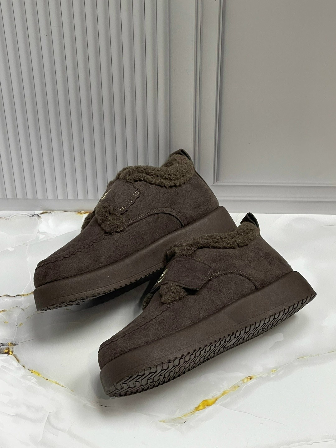 ,теплая ,зимняя , женская,замшевые ботинки