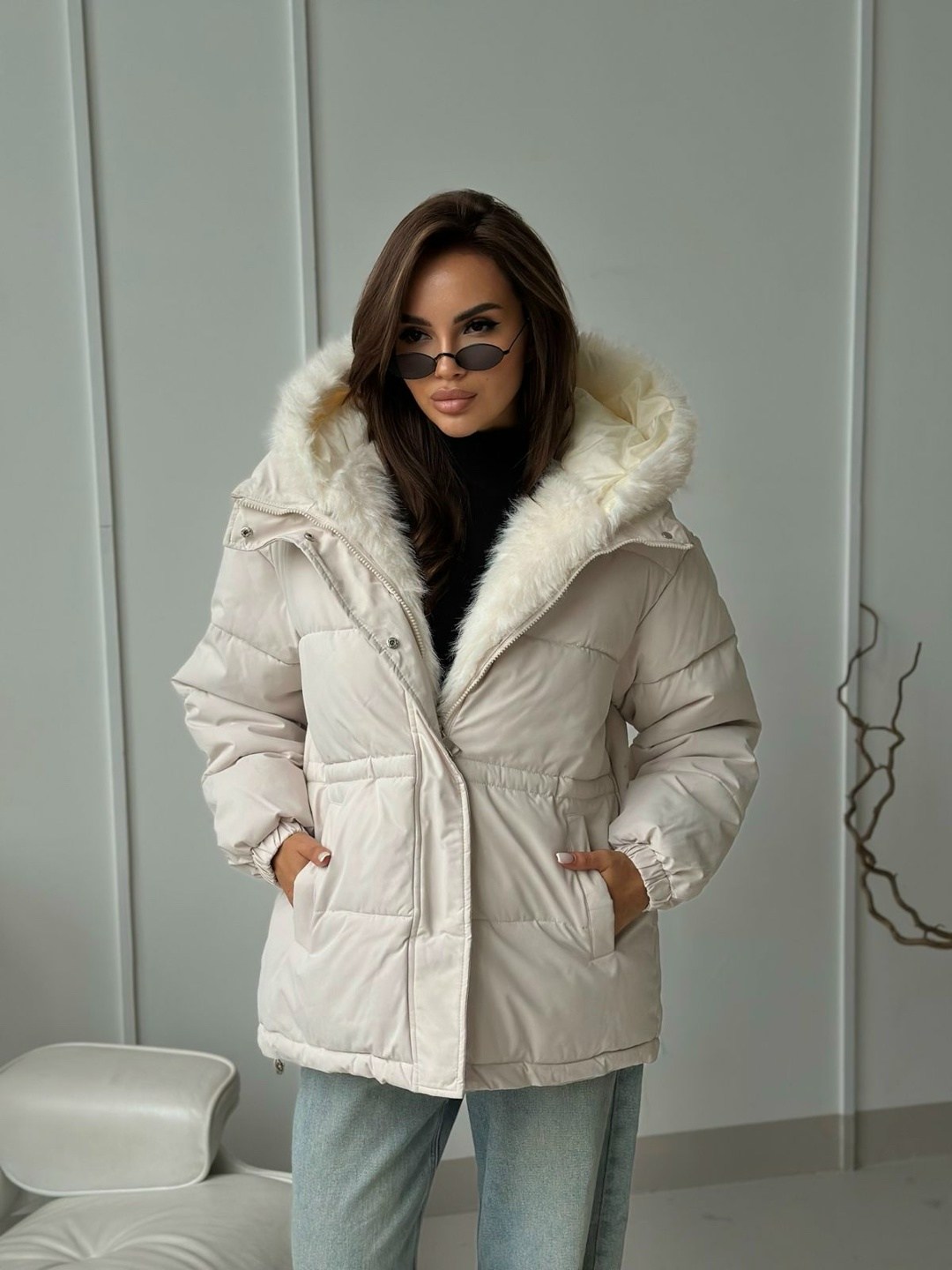 куртка с меховым капюшоном,куртка зимняя женская,куртка зимняя женская теплая,куртка зимняя,модная куртка