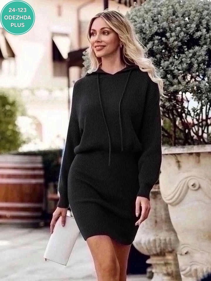 трикотажное платье,вязаные платья,женское трикотажное платье,трикотажное платье с капюшоном,вязаное платье женское