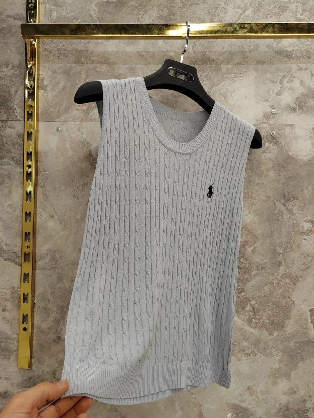 вязаные жилеты,жилетка вязаная,безрукавка жилет,мужской вязаный жилет,жилет