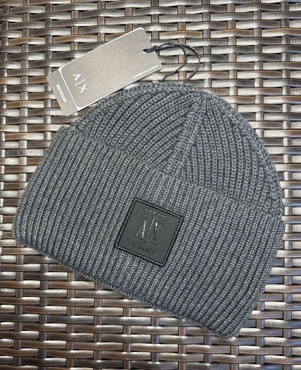 стильная мужская шапка,шапка мужская armani,шапка armani,мужская шапка,шапка armani exchange