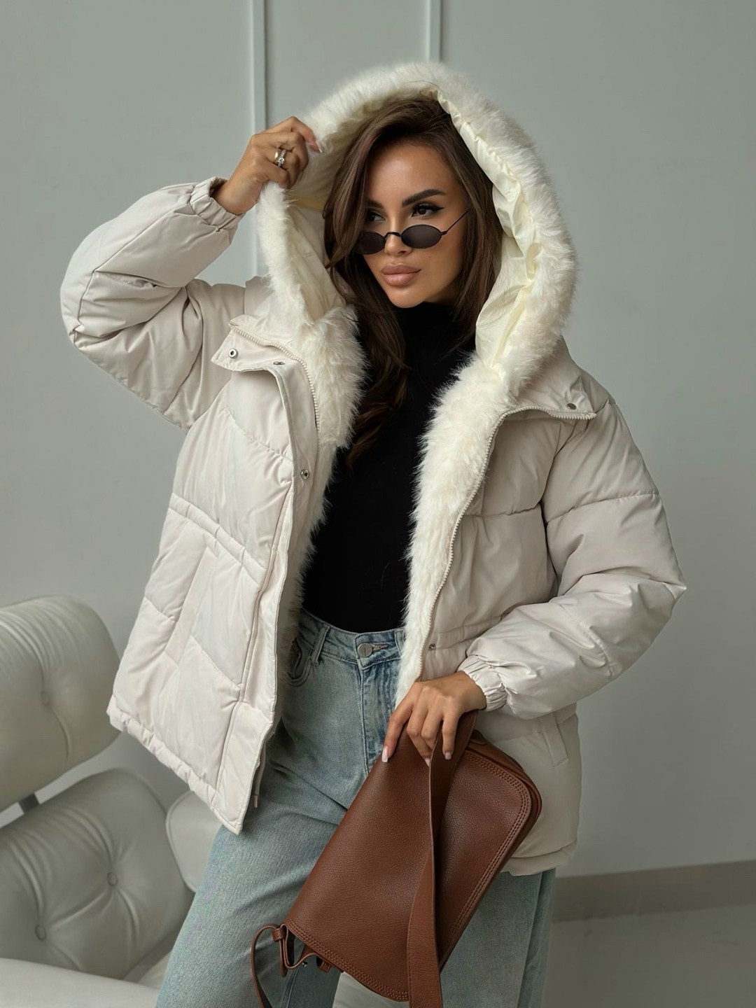куртка с меховым капюшоном,куртка зимняя женская,куртка зимняя женская теплая,куртка зимняя,модная куртка